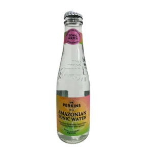 Carbonated drink with camu camu and pitahaya flawor with quinine